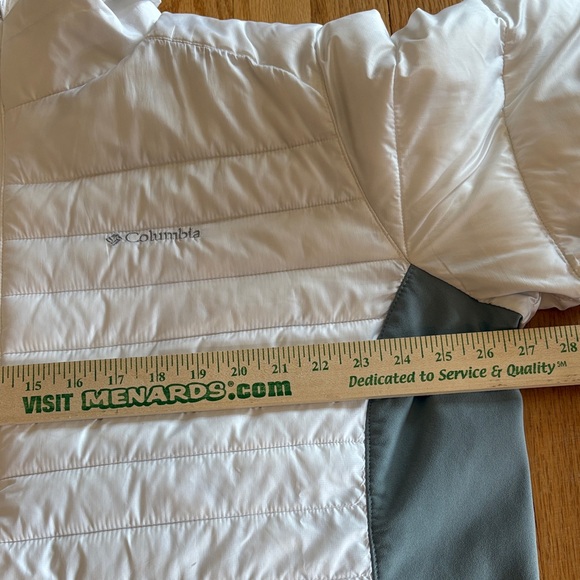 Columbia White and Gray Women's Puffer Jacket (Water Repellent)  SZ: 2X - Picture 13 of 15